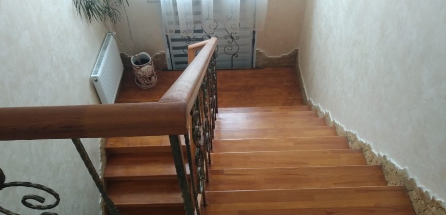 Сдам в аренду на длительный срок жилой дом в Межречьи, Вышгород.
