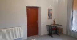 12020 Здається гарний, затишний трьохкімнатний будинок в центрі м. Свалява