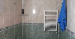 12020 Здається гарний, затишний трьохкімнатний будинок в центрі м. Свалява